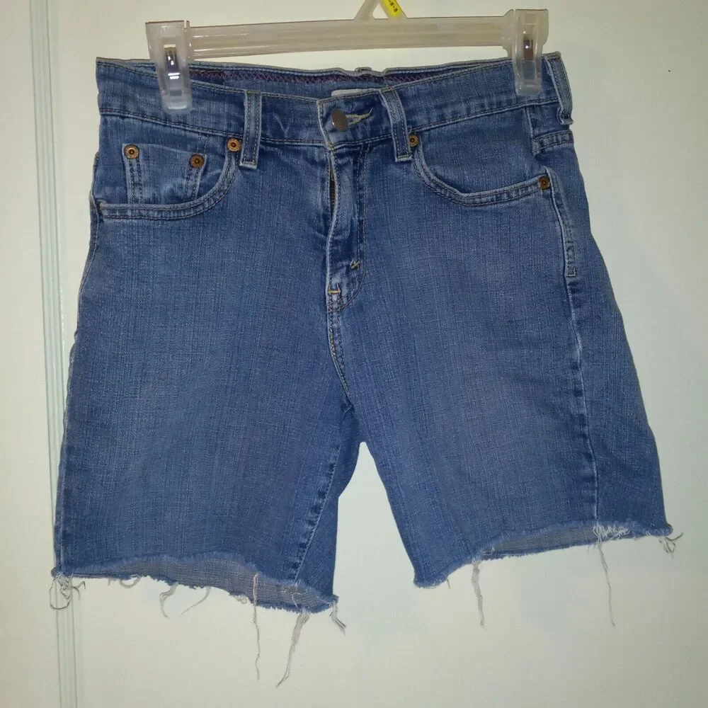 Levis 514 Cut Off Denim Shorts-Size 4-Bermuda Length-Raw Hem-Red Tab-Flap Pocket